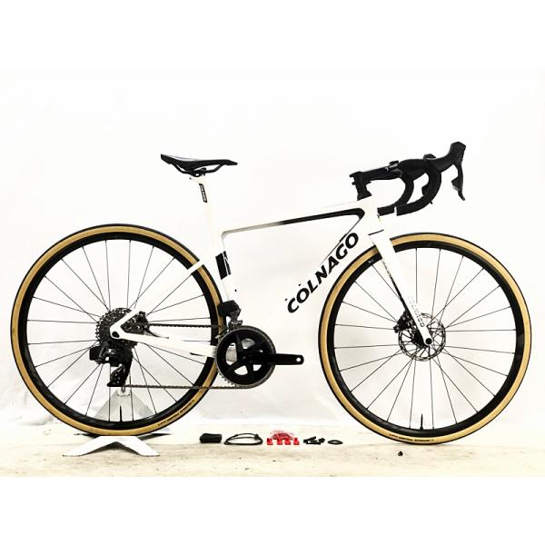美品！ コルナゴ COLNAGO V3 DISC 2023モデル サイズ420  スラム ライバル E-TAP AXS 12S カーボン ロードバイク】 COLNAGO（コルナゴ） COLNAGO V3 DISC 12速 RIVAL eTap AXS 2023年