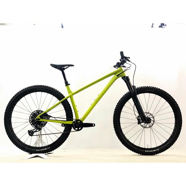 スペシャライズド（Specialized） ○美品 フューズ Fuse Comp 2023年
