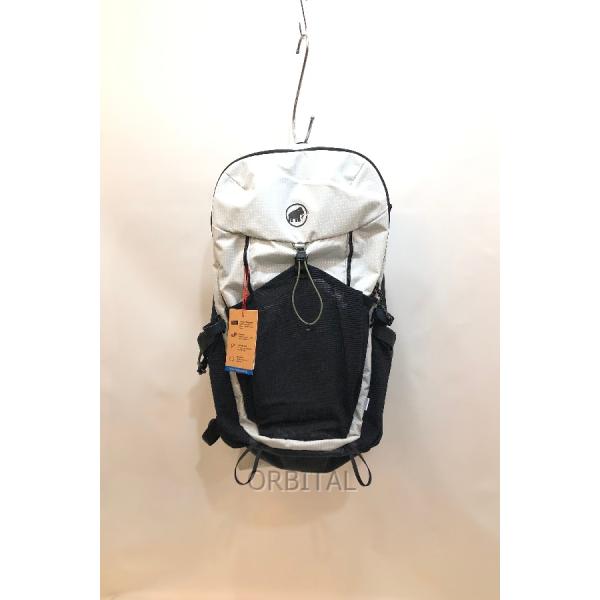 経堂) マムート MAMMUT (2) デュカン22 2530-01220 バックパック 定価24,200円 未使用 22L リュック バッグ シルバー ブラック
