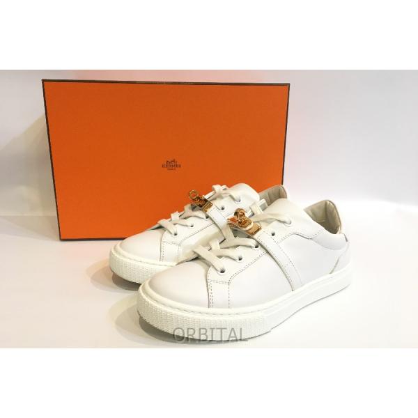 【極美品】HERMES エルメス　デイ　スニーカー　ケリーバックル　38 二子玉)HERMES エルメス スニーカー デイ 定価229,900円 ケリー