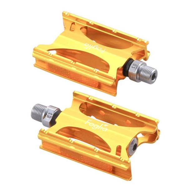 CNC加工による削りだしペダルペダリング時に負荷の少ないシールドベアリングペダル軸は強固なクロモリ製スピンドル採用【重量】約280g(ペア)【素材】本体6061アルミ製【加工】CNC加工【軸受】シールドベアリング【ペダル軸】クロモリ製スピン...