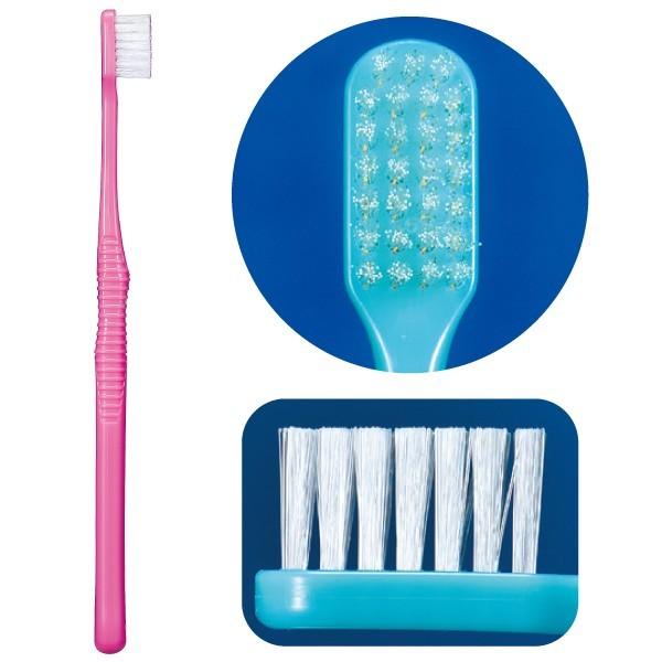 これからのベーシック！4列ショートヘッド口の中でこまわりがきいて磨き残しが少なくパーム・ペン・サイドグリップ全ての持ち方に対応。持ちやすく操作性バツグン。薄いヘッドで最後臼歯部遠心へのアプローチがスムーズです。プラークコントロールに威力を発...