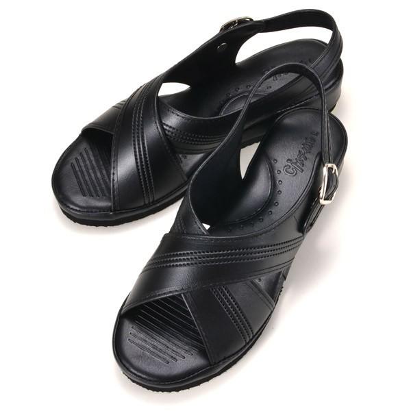 洗い変え用、また緊急に履き替え用、気分転換用などの職場に置いておくオフィスサンダルに置きシューズとして大活躍！インソールには溝が2枚目の写真のような溝が入っています。素材：アッパー:ＰＶＣ　底材：ＥＶＡ＋ラバーヒール高：38mm ワイズ：2...