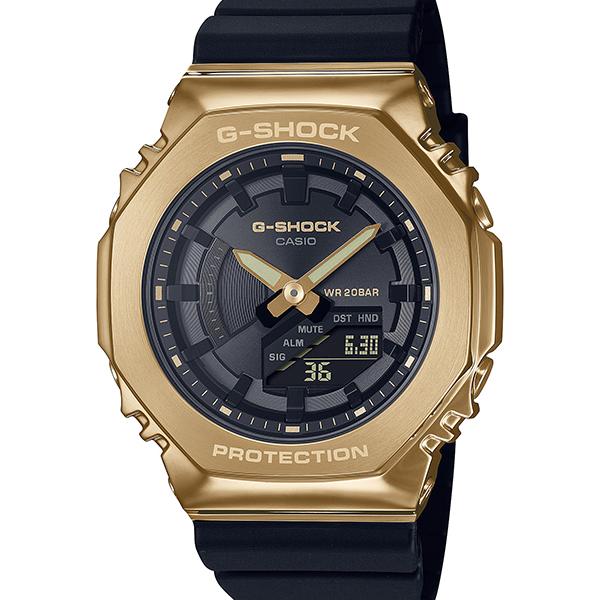 ジーショック G-SHOCK GM-S2100GB-1AJF 金　黒　送料無料 G-SHOCK メタルカバード 黒 ゴールド GM-S2100GB-1AJF CASIO