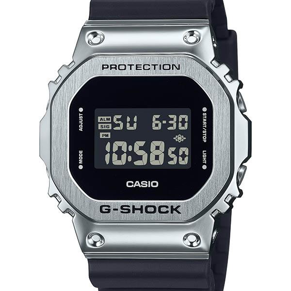 美品】CASIO G-SHOCK /GMー5600Uー1JFメタルカバー G-SHOCK Gショック ジーショック カシオ CASIO メタルカバー スクエア