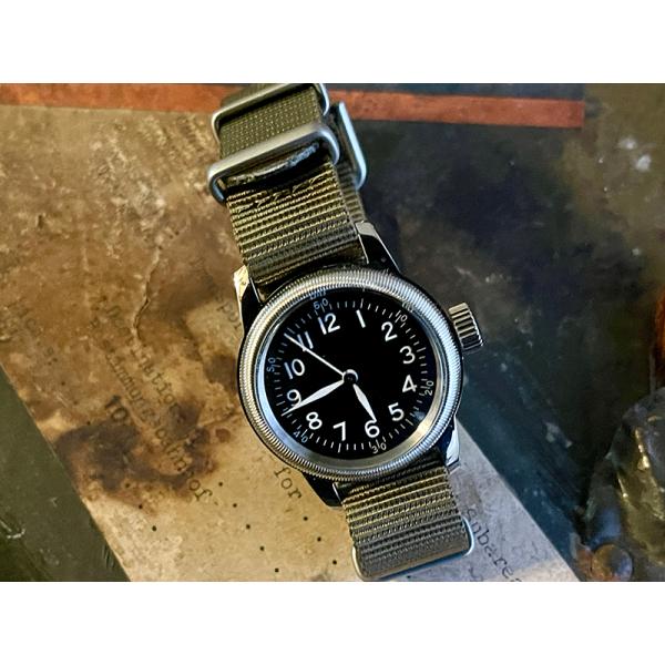M.R.M.W. モントルロロイ ミリタリーウォッチ TYPE A-11 12H 12