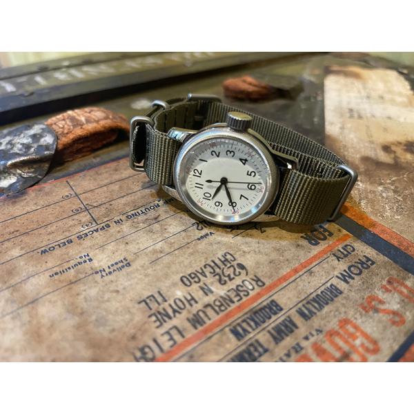 M.R.M.W. モントルロロイ ミリタリーウォッチ TYPE A-11 12H 12-11w