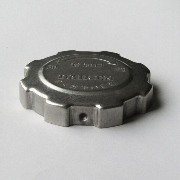 ステンレス製キャップ　　口金径：φ６３　ワンタッチ２００３年(平成１５年)１０月以降に生産された　ダイケンホームタンク　ＨＴ-４９０型(１５０〜４９０)および９５型用です。