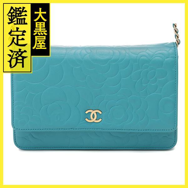 CHANEL（シャネル） カメリア チェーンウォレット ライトブルー/GP 