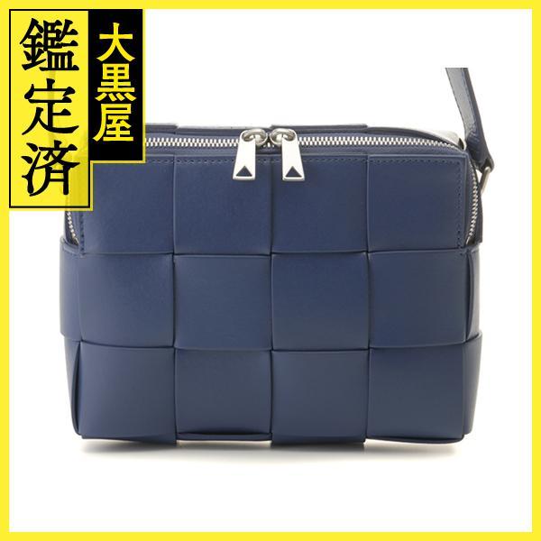 BOTTEGA VENETA（ボッテガ・ヴェネタ） ショルダーバッグ カセット