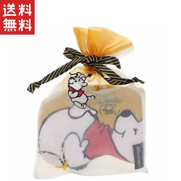 ディズニーの人気キャラクター、プーさんがデザインされた旅行用品の巾着付きアイマスクは、男の子も女の子も喜ぶこと間違いなしのアイテムです。柔らかな素材で作られたアイマスクは、長時間の移動でも快適な睡眠をサポートします。巾着袋が付いているので、...