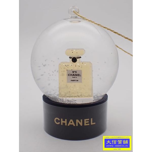 CHANEL シャネル ノベルティ スノードーム オーナメント 希少 極美品✨ CHANEL（シャネル） ノベルティ ミニスノードーム オーナメント No5