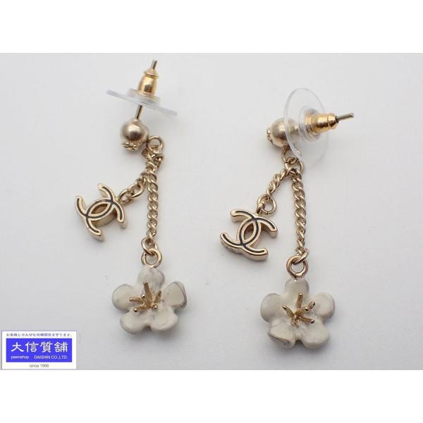 シャネル　CHANEL ピアス　中古　フラワー　ガーベラ ❤️CHANEL シャネル パール フラワー ピアス❤️ - メルカリ