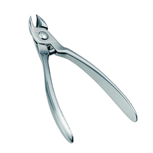 ※在庫品ではありません！メーカー確認後の出荷となります！確認後欠品・廃番等の問題が発生しましたらご連絡いたします！ご了承願います　◆爪のラインに合わせやすい曲線の刃先！巻き爪やお年寄りの硬い爪まできれいにカットできます！◆高級感たっぷりの本...