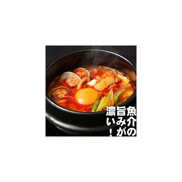■原材料名だし（鶏ガラ（国産）、牛骨（国産）、葱、生姜、煮干し粉末、焼きあご粉末）、豚肉（国産）、ぶなしめじ、玉葱、蜂蜜、食用植物油（ごま油、大豆油）、醤油、唐辛子、干し椎茸、にんにく、食塩、干し海老、葱、アサリ煮汁／調味料（アミノ酸等）、...