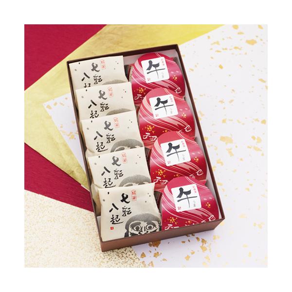 内容：七転八起5個/新春菓4個―様々なギフトシーンにご利用頂けますー《季節の贈り物に》お年賀 ご挨拶 お正月 迎春 桃の節句 ひな祭り バレンタインデー ホワイトデー  端午の節句 子どもの日 母の日 父の日 敬老の日 お中元 お歳暮 クリ...