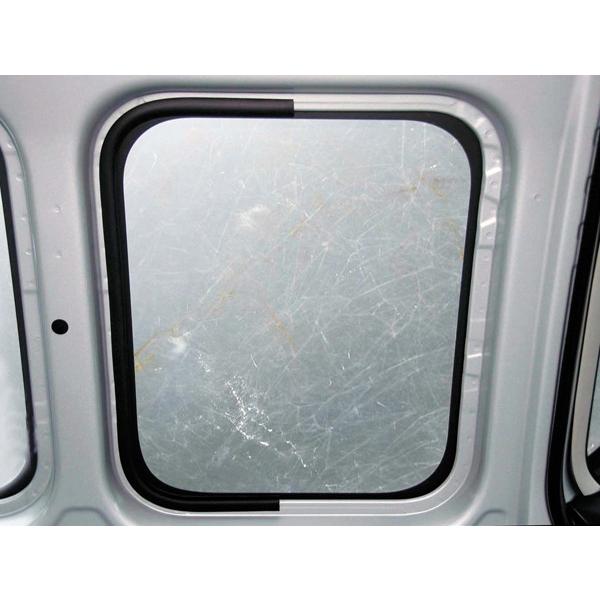 nCG[X EChE[ 200n 1^`4^ EChECi[[ ZJhnEX