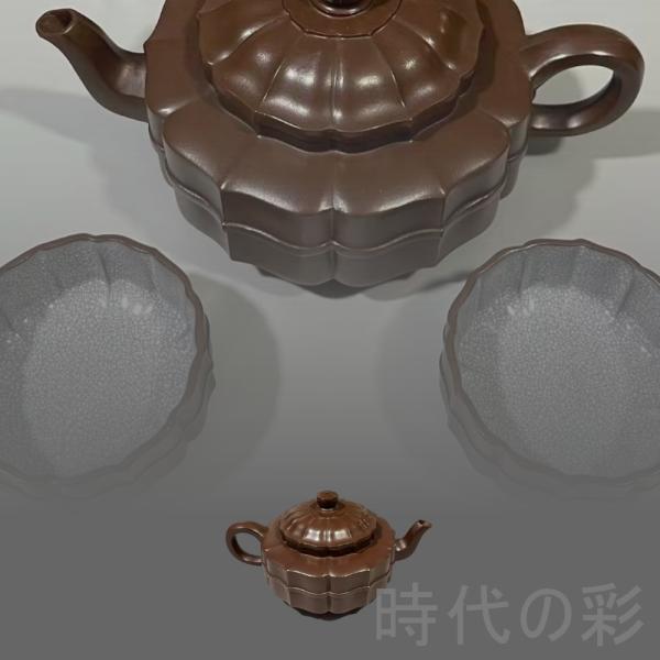 「時代の彩」【宜興紫砂 宝稜套壺】顧景舟 底款 紫泥 壺杯揃 紫砂壺 茶器 窯 朱泥 煎茶道具 時代物 唐物 在銘 古陶磁 中国古美術 R07122017ご覧頂きましてありがとうございます。商品のサイズは（約）：壺：19×9cm容量：450...