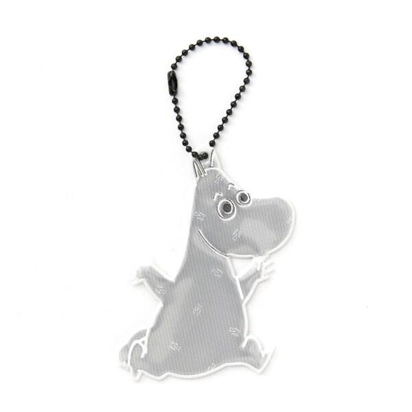 キラッと光って命を守る、ムーミンの交通安全グッズ!スウェーデン生まれ「Glimmis(グリミス)」の「リフレクター」です。ご存知ですか?歩行者の交通事故は、薄暗くなり始めてから夜間にかけて多く発生し、昼間の約3倍という結果が出ています。ヘッ...