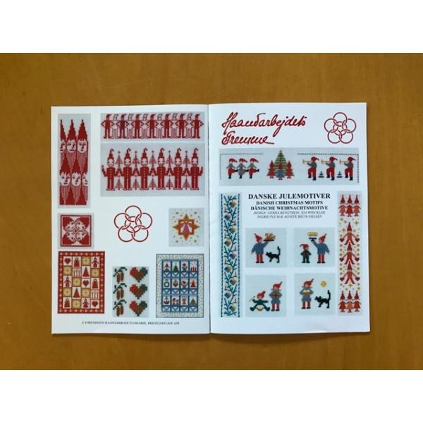 24 Christmas motifs