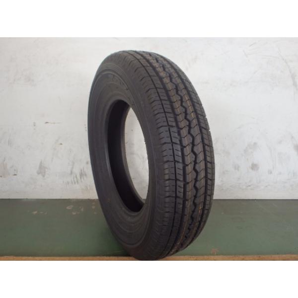 TOYO TIRES P2990-トーヨータイヤ V-02e 145R12 6PR 中古 9.9分