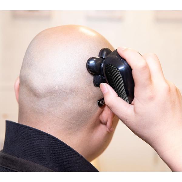 簡単なケア：スキンヘッド用シェーバーは、頭皮に密着して均一に剃ることができ、髪を切るよりも簡単に使用できます。時間の節約：通常のヘアカットよりも時間が短く、手入れが簡単であるため、時間を節約できます。スタイルの多様性：スキンヘッド用シェーバ...