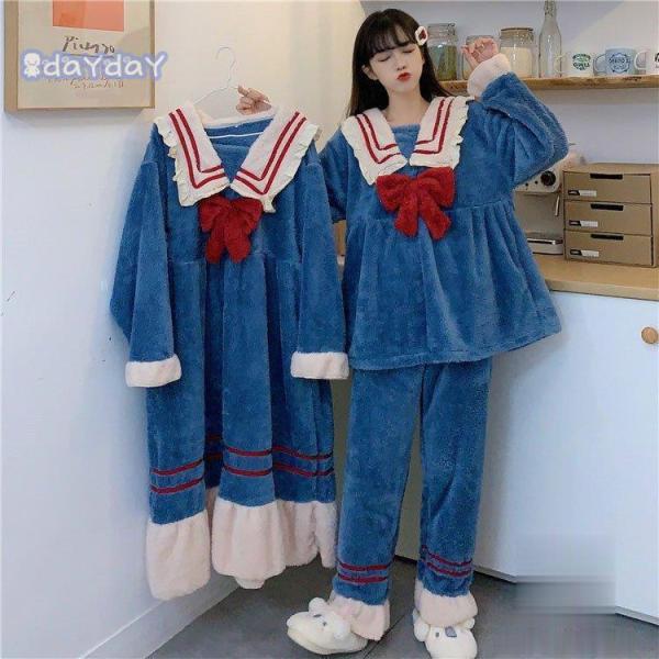 pW}   [EFA  fB[X t[X xA s[X  { OJ   g   ~ H~