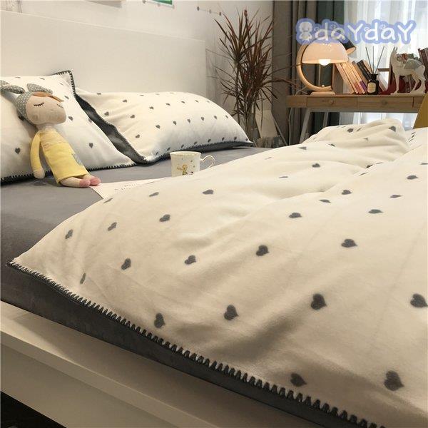 超美品 布団カバー 掛け布団ハート柄カバー シーツ 枕カバー リバーシブル シングル ダブル ミルクカシミア寝具 4点セット ベッド プレゼント ギフト 洗える 最安 Www Esiba Tg