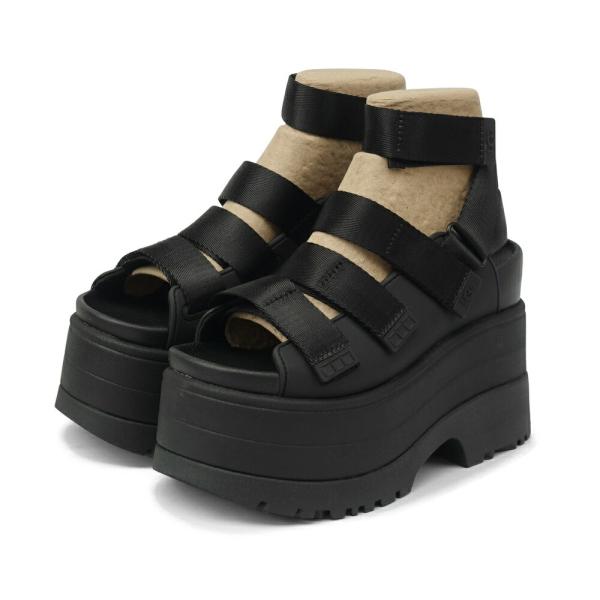 UGG ゴールデンライズ ブラック サンダル　23cm UGG/アグ GoldenRise/ゴールデンライズ[23.0cm～24.0cm