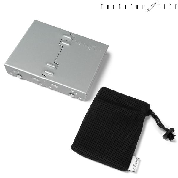 【製品名】ThiOuThe LIFE（シアザライフ） ポケットストーブ【サイズ（約）】本体：縦 7.5 × 横 9.8 × 高さ 2.0 cmケース（メッシュポーチ）：縦 14.0 × 横 10.5 cm【重量（約）】105g【素材】本体：...