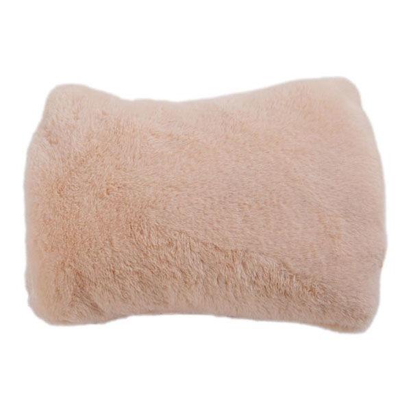 蓄熱して繰り返し使える！お湯の交換不要の蓄熱式湯たんぽ■使いたいときに充電するだけ！■何度も繰り返し温めて使える■両サイドから手が入れられるから指先もぬくぬく！■蓄熱式湯たんぽとして腰やお腹など体のあたために■蓄熱あんかとして寒い冬の布団の...