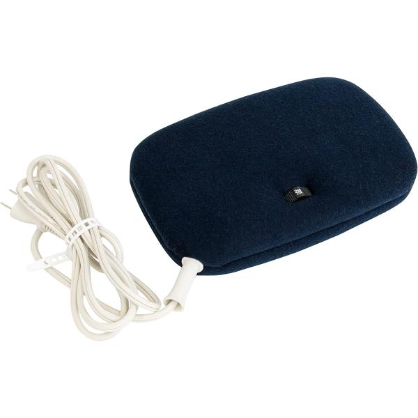 ●布団の中の足元の冷え対策●コンパクトでスペースを取らないご注意使い始めは若干におう事もありますが、使用するにつれにおいは取れます。定格:AC100V 60W 寸法:約23×16×5cm表面材質:ポリエステル100% 電源コード:ビニルコー...