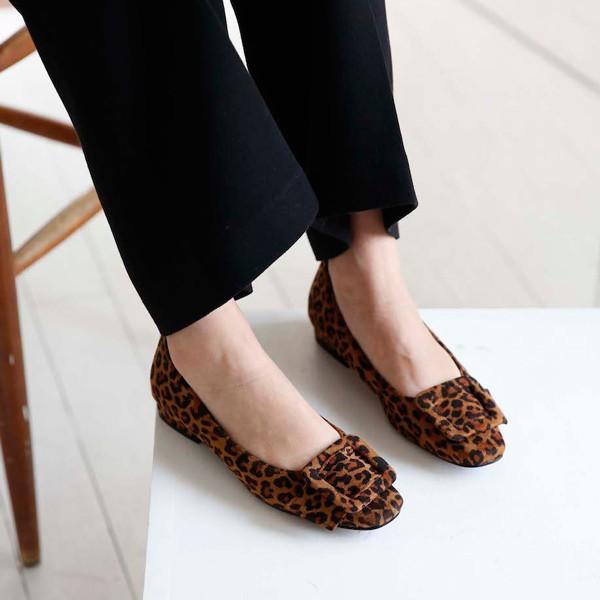 パンプス バックル モチーフ レディース フラット ローヒール レオパード柄 豹柄 ヒョウ柄 靴 婦人靴 歩きやすい ブラック ブラウン ベージュ 黒 O 2255 Deciliter デシリットル 通販 Yahoo ショッピング