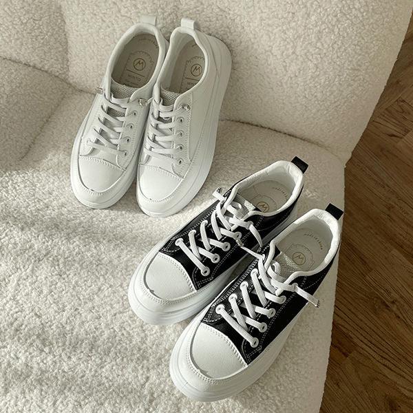 スニーカー キャップトゥ ローカット 靴紐 フラット レディース 黒 白 ブラック ホワイト 安い スリッポン 歩きやすい カジュアル シンプル 靴 婦人靴 韓国 O 4713 Deciliter デシリットル 通販 Yahoo ショッピング