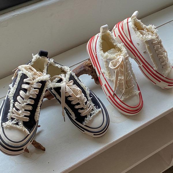 スニーカー ローカット キャップトゥ 靴紐 厚底 ほつれ ダメージ加工 フラット レディース 黒 白 ブラック ホワイト 安い スリッポン 靴 婦人靴 韓国 O 4737 Deciliter デシリットル 通販 Yahoo ショッピング