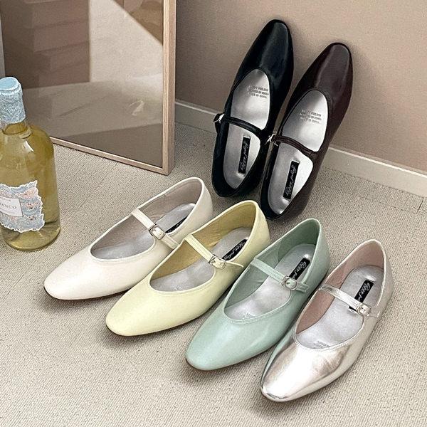美品！レペット バレエシューズ ストラップ フラット パンプス シルバー バレエシューズ パンプス フロントストラップ フラット