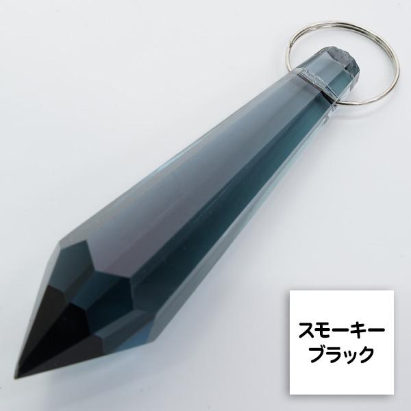 クリスタルカーテンやビーズカーテン、サンキャッチャーに最適なシャンデリアパーツです。お部屋や店頭のデコレーションアイテムに最適なアイテムを訳あってお安くご提供しています。ノークレーム、ノーリターンでお願い致します。●規格サイズ粒素材：ガラス...