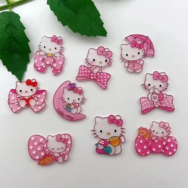 様々な種類のねこちゃんたちのセットです！ピンクっぽい色が多いのが特徴。薄めのアクリル製で、貼り付けにぴったり♪それぞれ形は異なるため、サイズは1つのものを代表として掲載しております。全9種類で1つずつ、1セットは計9個の販売となります。【サ...