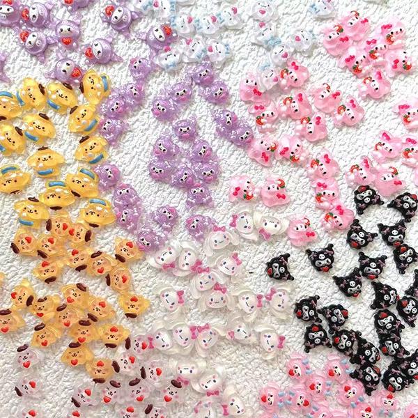 色んな動物の小さいパーツです！全部で11種類！1つずつ写真がありますので、1つずつじっくり見てください！？左上に番号があります。こちらはとっても小さめでネイルサイズ。もちろんネイル以外にもお使いいただけます♪裏側は空白になっているので、基本...