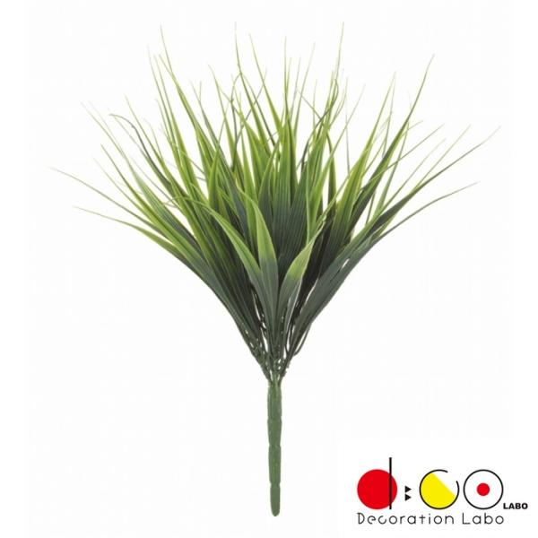 単体でのご使用はもちろん、ちょっとした下草の付け足しやアレンジにも向いています。屋外使用にも適した商品です。サイズ：全長29cm リーフ19cm 適合ポット:NP0004素材：プラスチック 《この商品は、屋外対応商品です。》