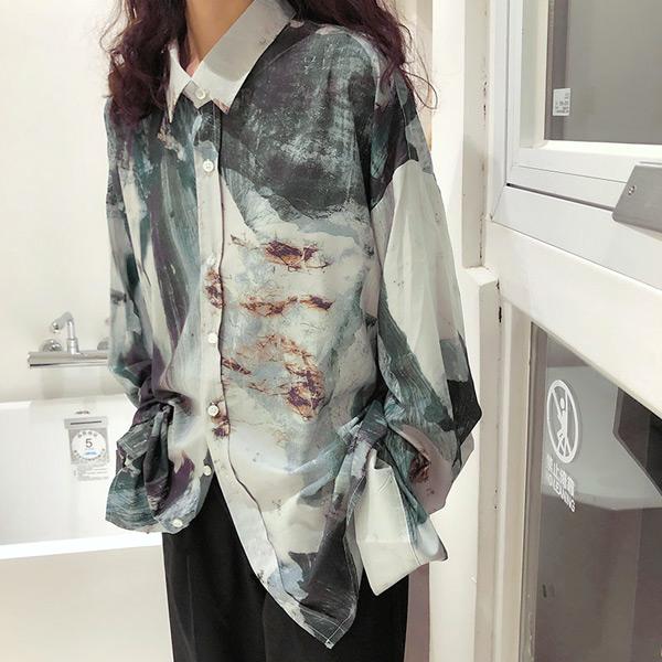 アート総柄シャツ グラデーション デザインアートシャツ 古着