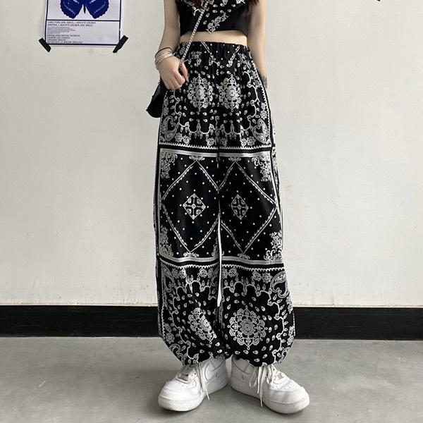 ワイドパンツ ペイズリー柄 ブラック 裾ドロスト ウエストゴム
