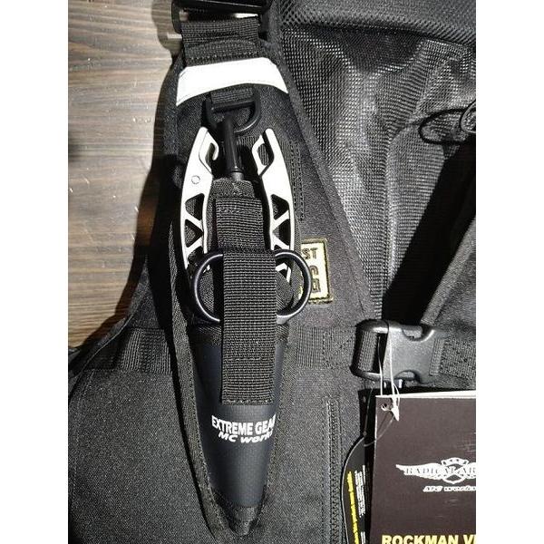 MCワークス　W STOCK PLIER SHEATH／ダブルストックプライアーシースプライアー２本、またはPEシザースなどをコンパクトに収納できて取り出しやすい、２ストレージのプライアーシースを発売いたします。ライジャケにマウントする際の...