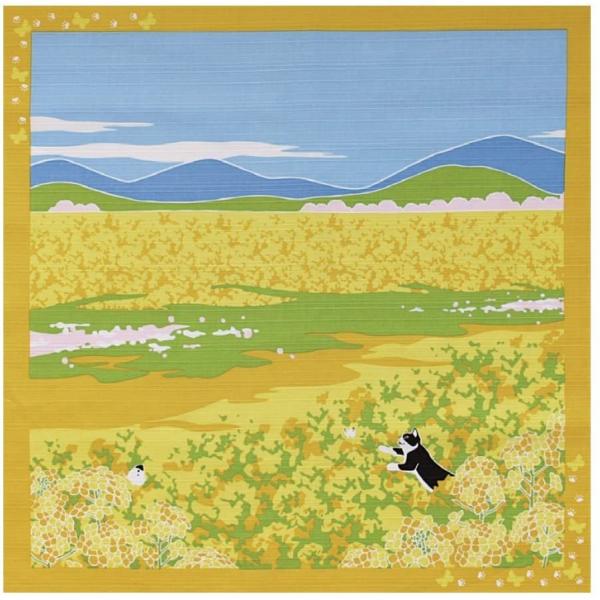 たまのお散歩 小風呂敷菜の花 3月お昼寝とお散歩が大好きな猫のたま。四季折々の景色の中をのんびりお散歩中風呂敷生地としてスタンダードなシャンタン生地を、伝統ある型友禅の技法でプリントしています。綿100％タペストリーとしてだけでなく、スカー...