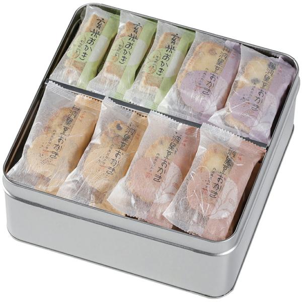 国産の青のりの風味が生きた玄米おかきと、丹波黒豆おかきの素焼き・サラダ味・醤油味の詰合せ。商品内容玄米おかき（2枚）×15、丹波黒豆（素焼き・サラダ味・醤油味）（各2枚）×各7商品サイズ：24×24×10cm箱入り重量：約1kg賞味期限（製...