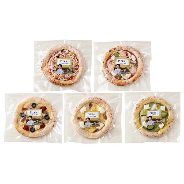 アルケッチァーノ奥田政行監修のピザセットです。ピザ生地はイタリア産の酵母を使い、2日間かけて熟成発酵させ、一枚一枚手伸ばしで焼いています。小麦の香りとうま味を引き出した生地は耳まで美味しい本格派です。商品内容スモークチキンときのこのトマトピ...