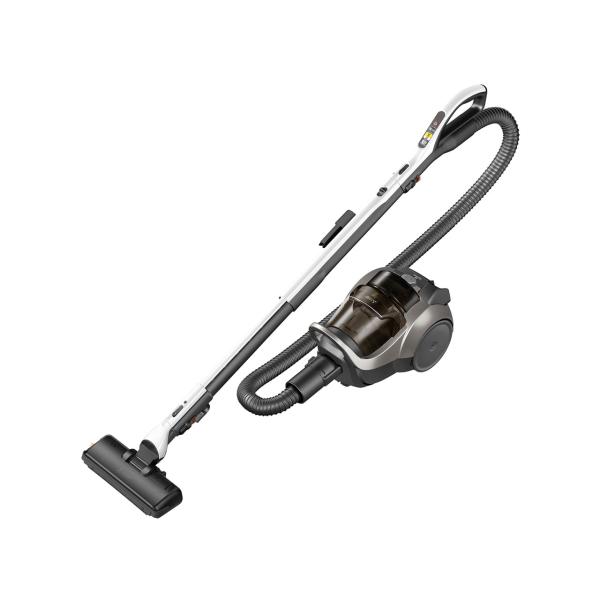本体質量2.4kgのサイクロン式掃除機。吸込仕事率は最大300Wで、高速回転の遠心力で風とゴミを分離し、強い吸引力をキープする。ブラシには、掻き出し植毛と拭き植毛を採用。カーペットや絨毯に入り込んだごみを掻き出したうえ、床面を拭き掃除する。...