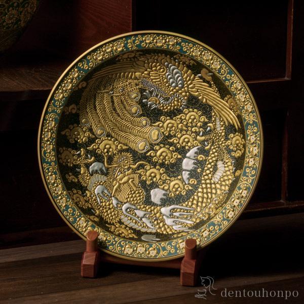 九谷焼 飾皿 本金盛龍・鳳凰図 13.5号 組立式皿立付 ( 木箱名 九谷焼 飾皿 本金盛龍・鳳凰図 13.5号 組立式皿立付 ( 木箱名