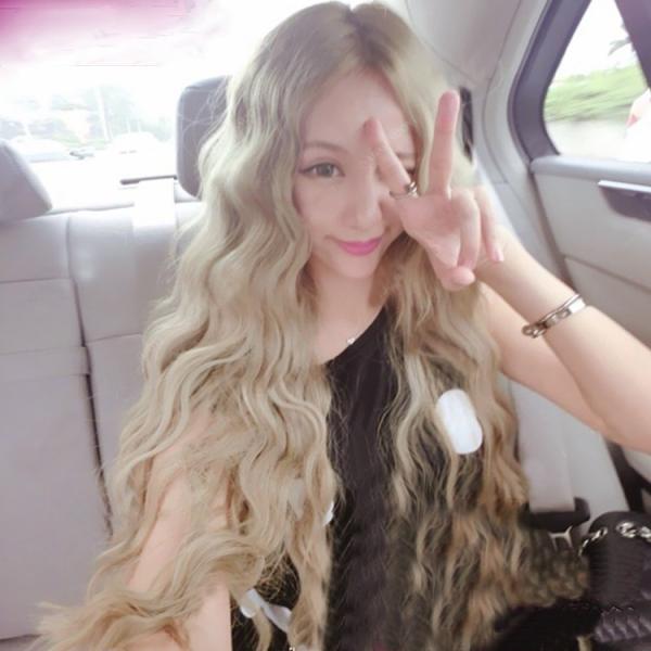 原宿ガール 可愛い ロリータ ブラウン 薄金色 巻き髪 コスプレウィッグ Buyee 日本代购平台 产品购物网站大全 Buyee一站式代购 Bot Online