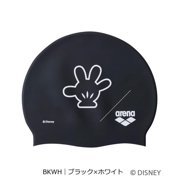 Disney（ディズニー）デザインのシリコーンキャップ。伸縮性のあるシリコーン素材が頭にフィットし水を通さず、プール水による髪の傷みを軽減。ハードなトレーニングをするスイマーにも、ゆったり泳ぎたいスイマーにも、練習時の着用におすすめ。キャッ...